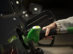 Карты для оплаты топлива: области использования, преимущества, недостатки и выгода.